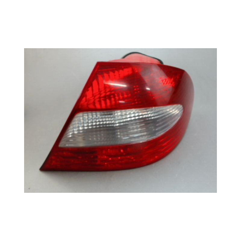FEU ARRIERE DROIT MERCEDES CLK