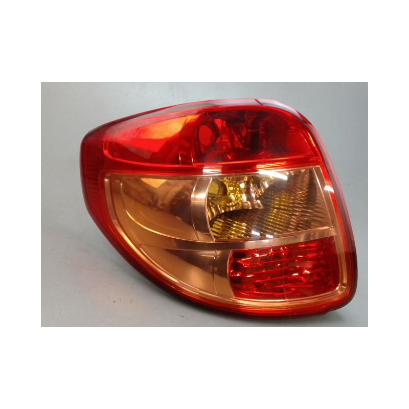 FEU ARRIERE GAUCHE  SUZUKI SX4