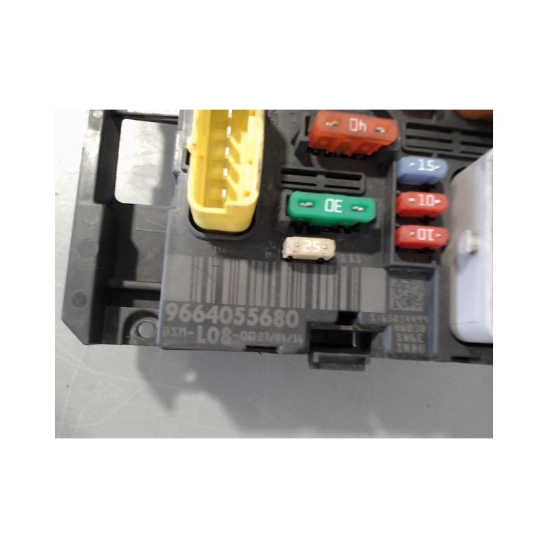 BOITE A FUSIBLES CITROEN C4 PICASSO