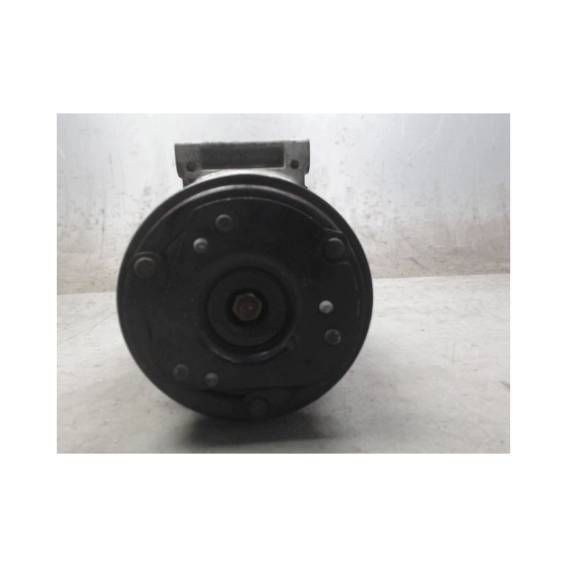COMPRESSEUR AIR CONDITIONNE RENAULT MEGANE