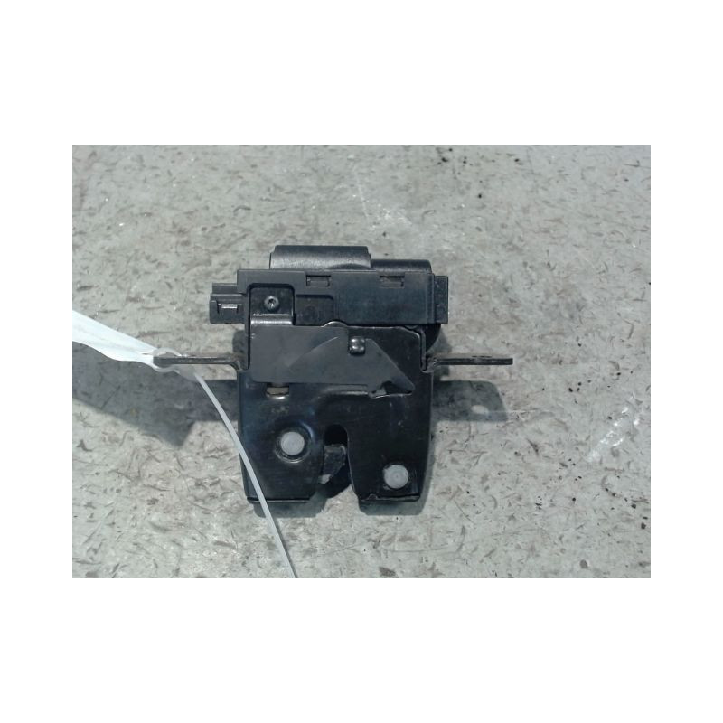 SERRURE HAYON  RENAULT CLIO III 2007-