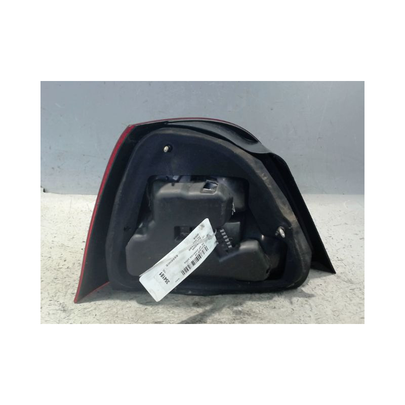 FEU ARRIERE DROIT ROVER 25 2000-2004
