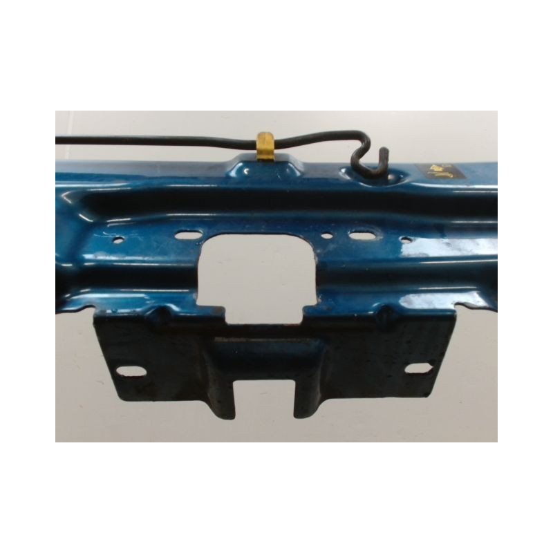 TRAVERSE SUPERIEURE ARMATURE AVANT FORD TRANSIT