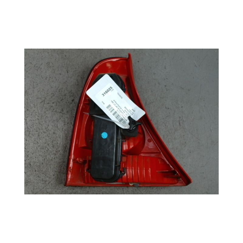 FEU ARRIERE DROIT RENAULT CLIO II CAMPUS 06-