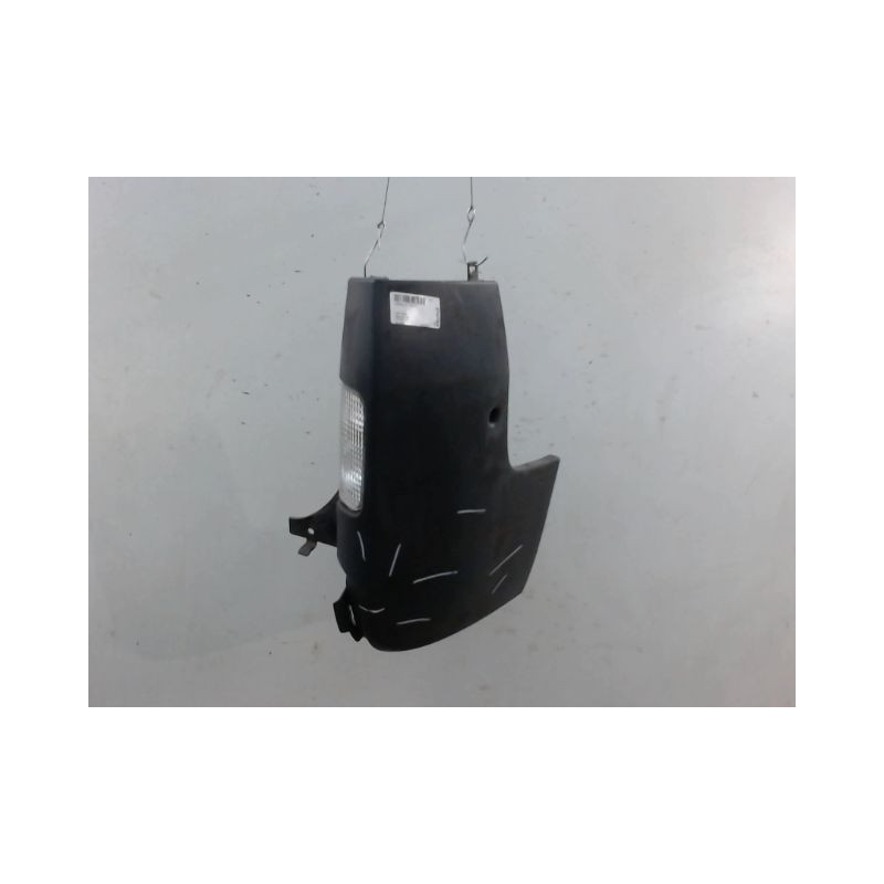 CROSSE ARRIERE DROIT RENAULT TRAFIC