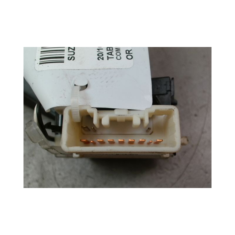 COMMANDE ECLAIRAGE SUZUKI SWIFT