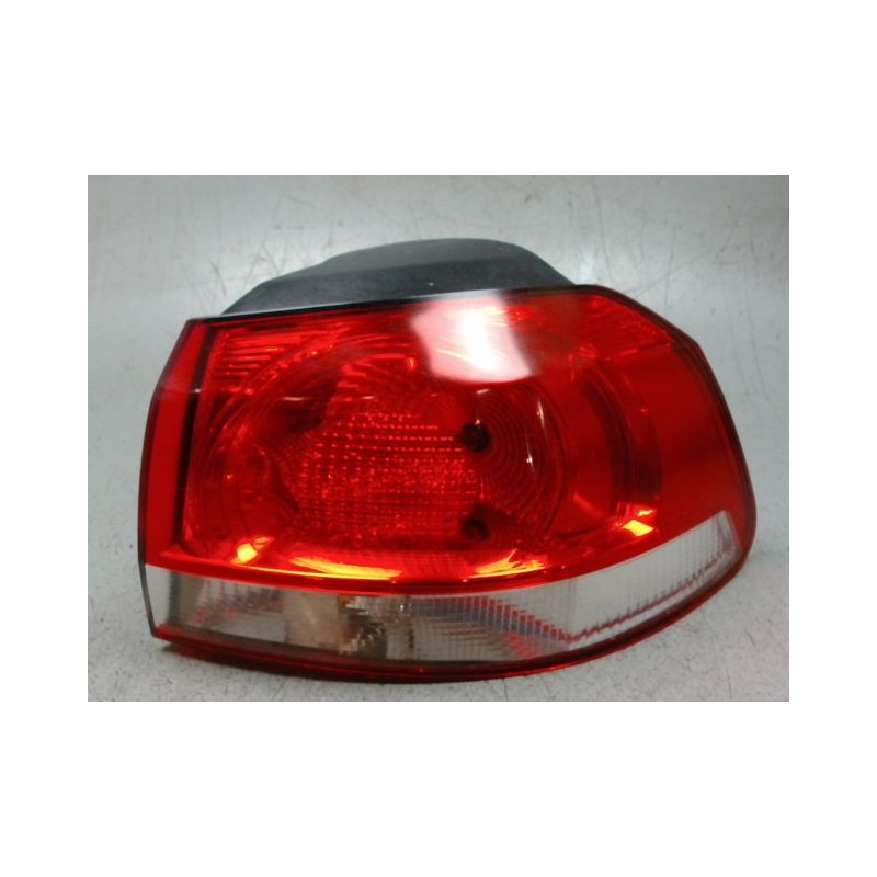 FEU ARRIERE DROIT VOLKSWAGEN GOLF VI 2008-