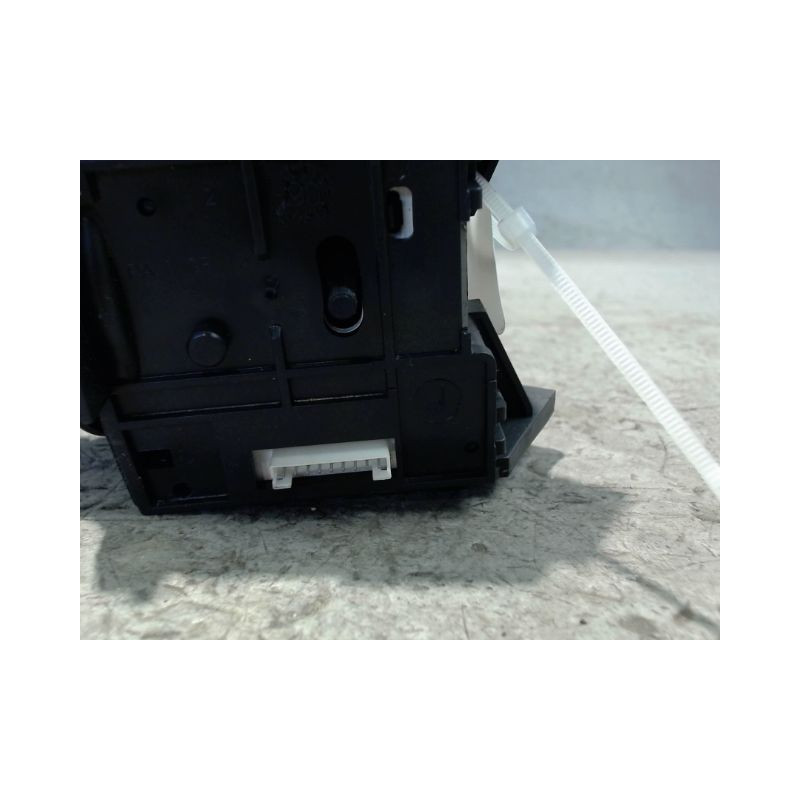 COMMANDE CLIGNOTANT RENAULT SCENIC II PH2 2006-