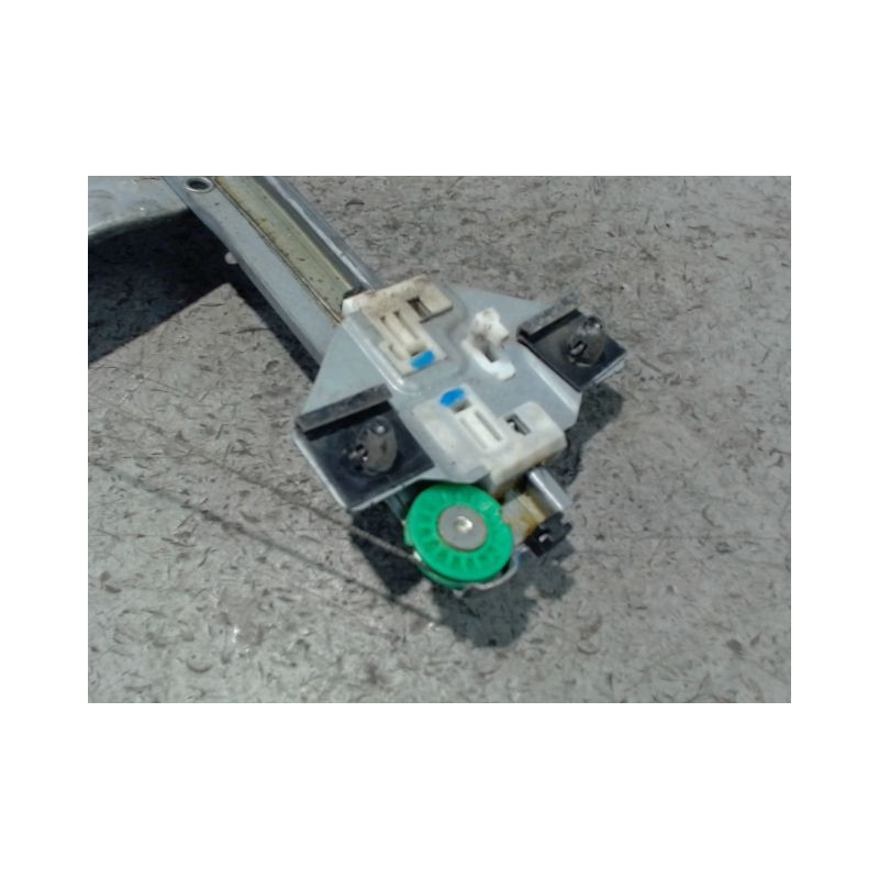 MECANISME LEVE-GLACE ARRIERE DROIT DACIA LODGY