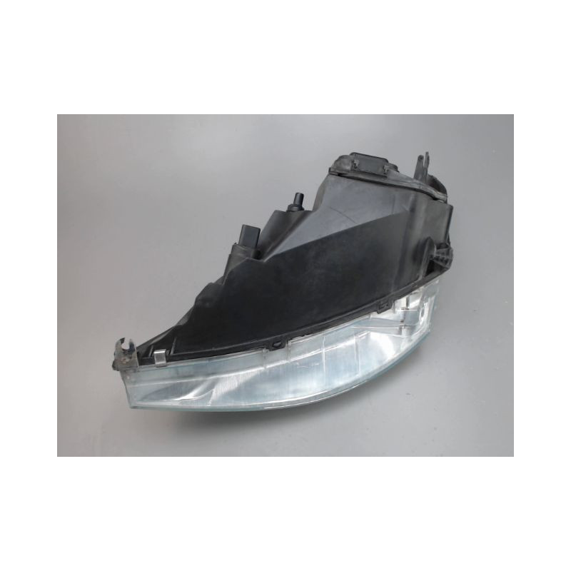 PHARE DROIT FORD FOCUS