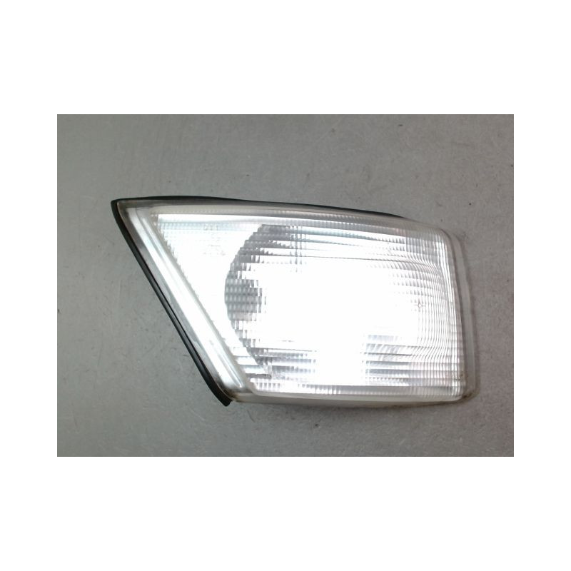 CLIGNOTANT DROIT IVECO 35S12