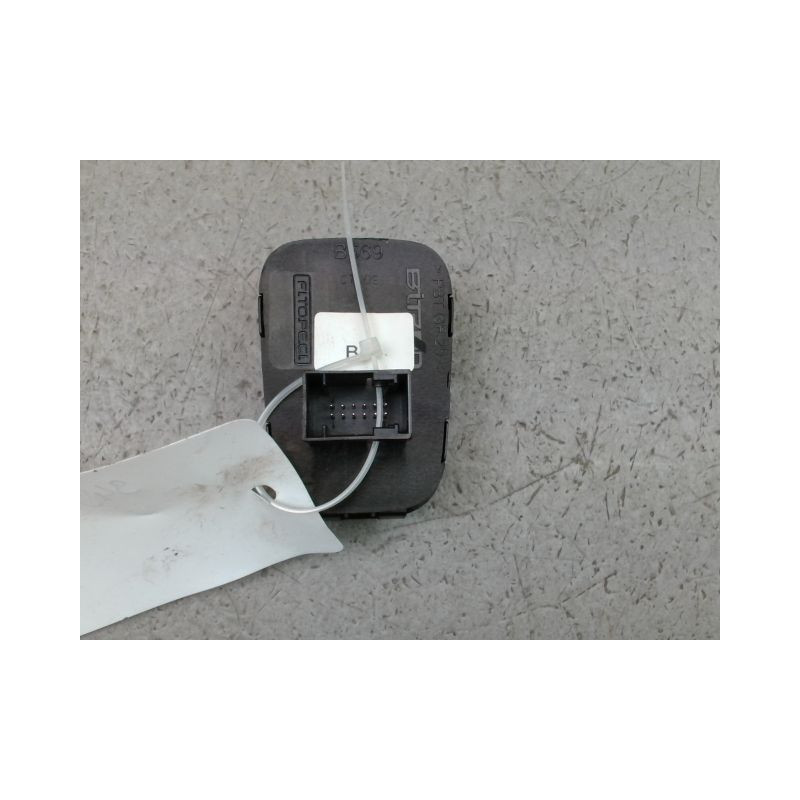 BOUTON DE WARNING FIAT FIORINO