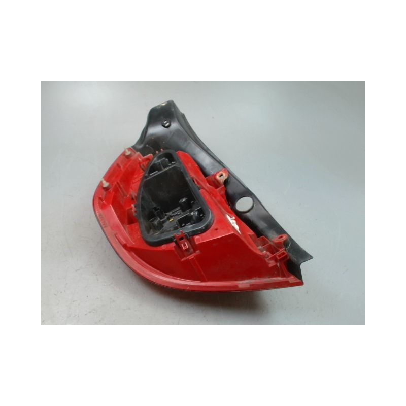 FEU ARRIERE DROIT RENAULT CLIO III Phase 2 2009-2014