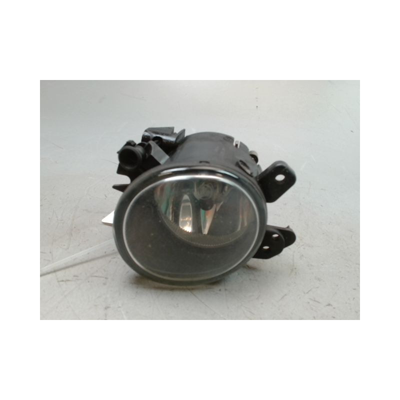 PHARE ANTIBROUILLARD AVANT GAUCHE MERCEDES CLASSE C BERL. III Phase 1 (204) 2007-2010