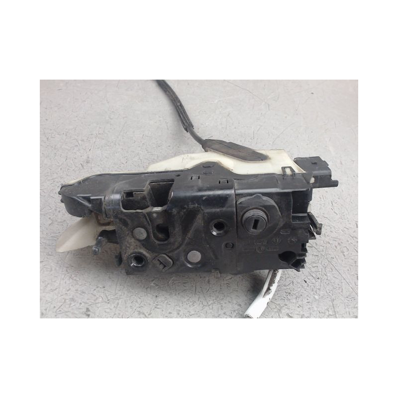 SYSTEME CONDAMNATION AVANT GAUCHE CITROEN DS5