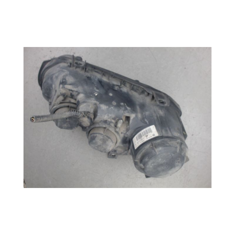 PHARE DROIT ALFA ROMEO 159