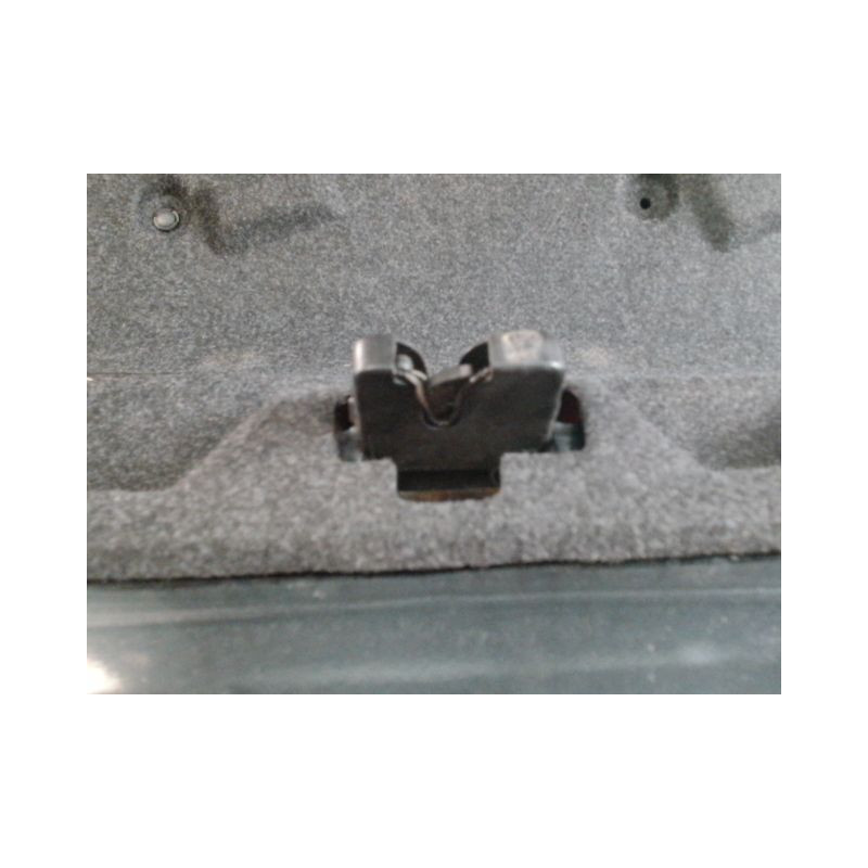 COFFRE ARRIERE FORD MUSTANG