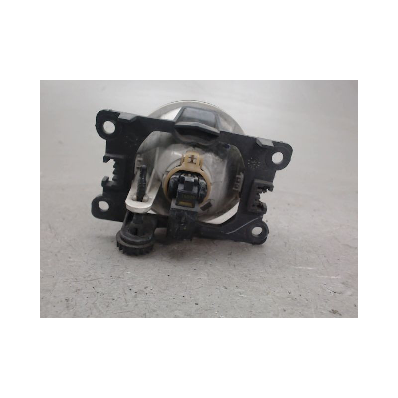 PHARE ANTIBROUILLARD AVANT DROIT CITROEN C3