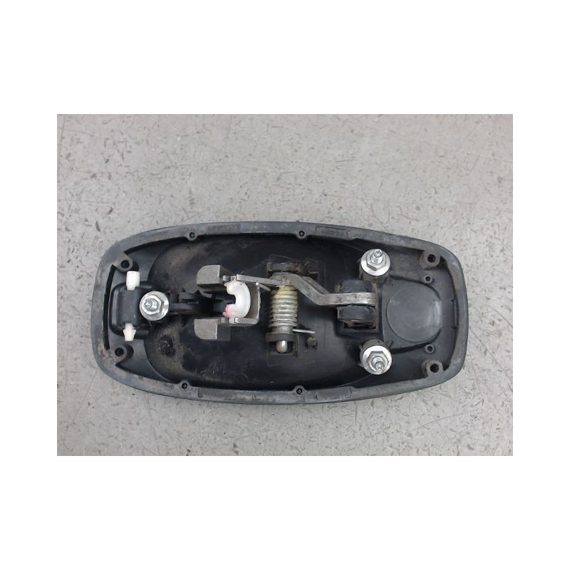 POIGNEE EXTERIEURE PORTE AVANT DROIT FIAT DOBLO