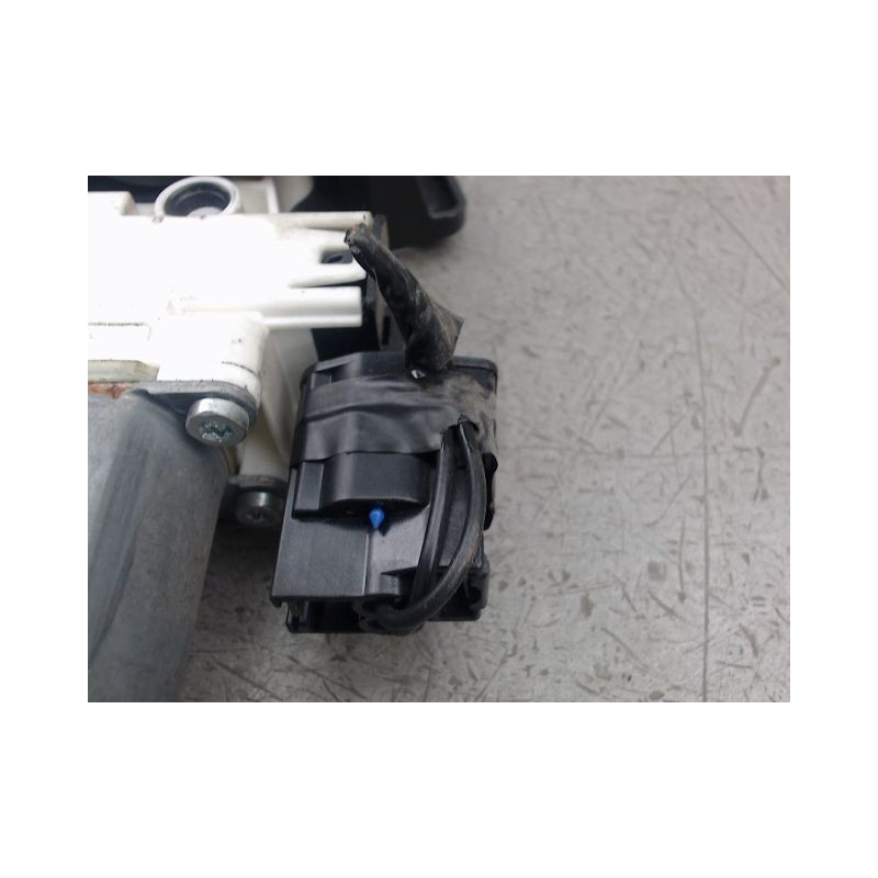 MECANISME LEVE-GLACE AVANT DROIT FORD T.CONNECT