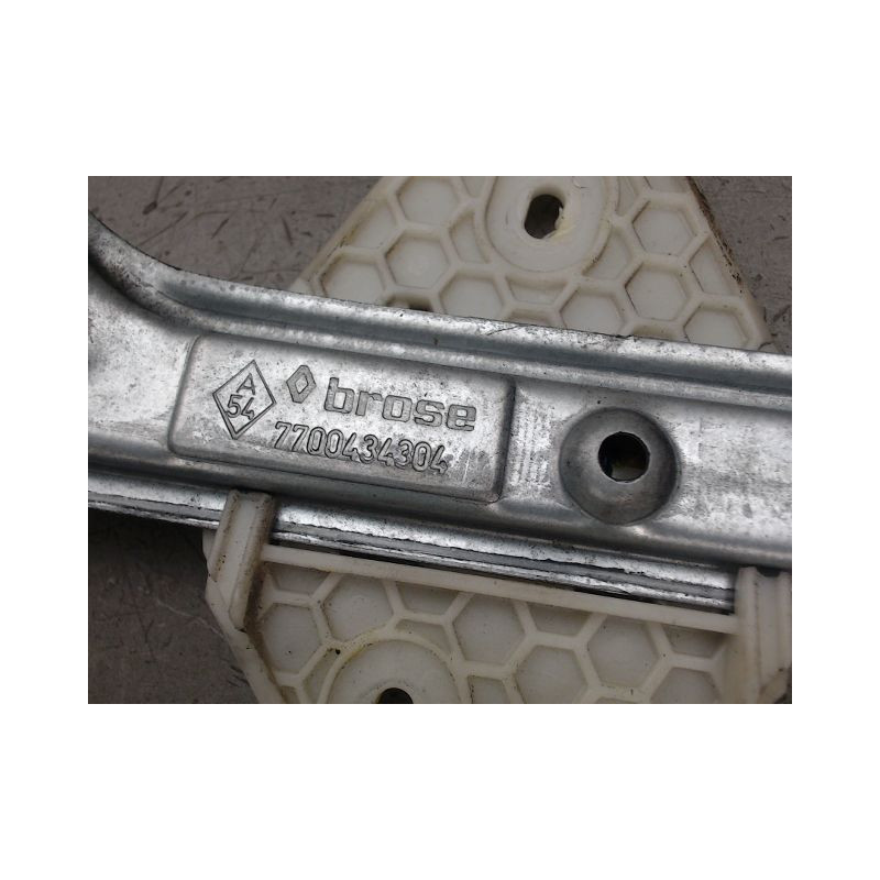 MECANISME LEVE-GLACE ARRIERE DROIT RENAULT CLIO