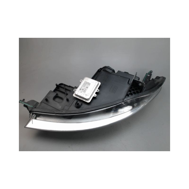 PHARE DROIT PEUGEOT 407 COUPE
