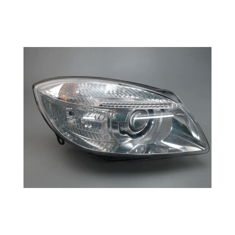 PHARE DROIT SKODA ROOMSTER