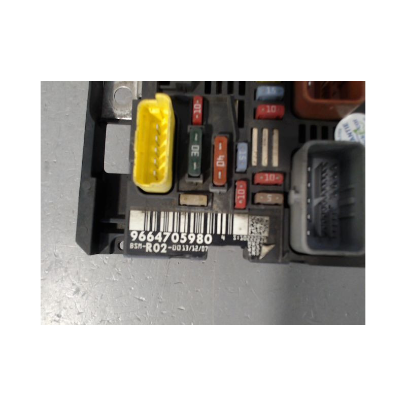 BOITE A FUSIBLES CITROEN C5 BERL. II (X7) 2008-...