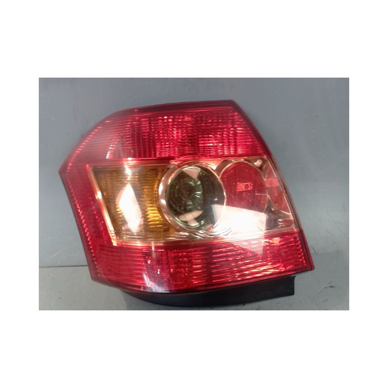 FEU ARRIERE DROIT TOYOTA COROLLA 2004-