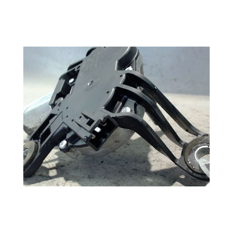 MOTEUR ESSUIE-GLACE ARRIERE OPEL ASTRA 2004-