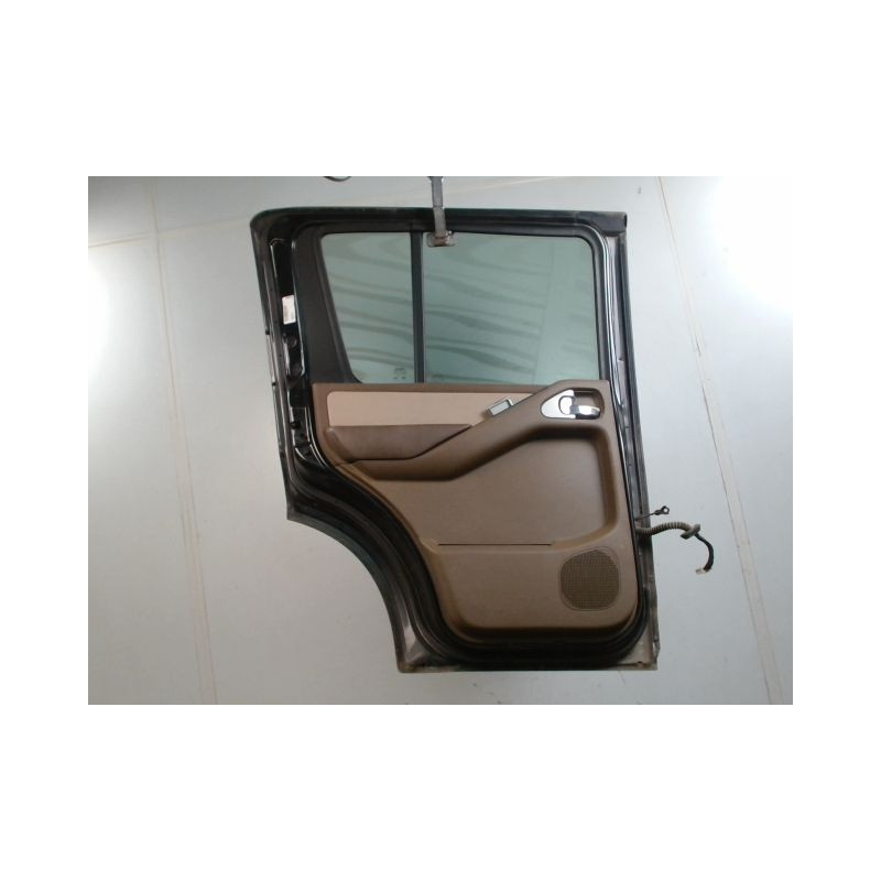 PORTE ARRIERE GAUCHE NISSAN PATHFIND.