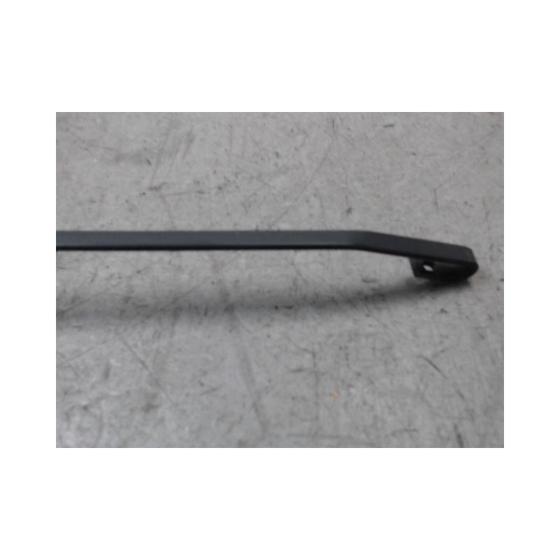 BRAS ESSUIE-GLACE AVANT DROIT DACIA SANDERO 2008-