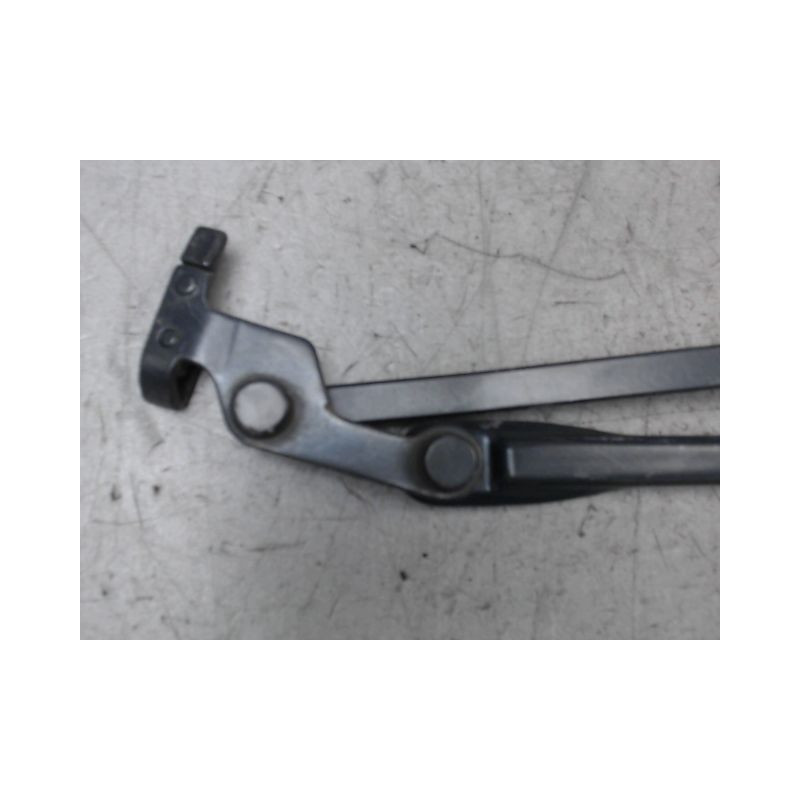 BRAS ESSUIE-GLACE AVANT TOYOTA YARIS