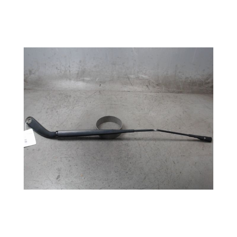 BRAS ESSUIE-GLACE AVANT DROIT MERCEDES VITO