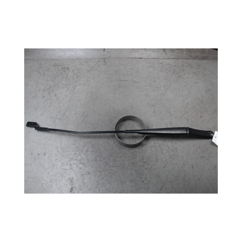 BRAS ESSUIE-GLACE AVANT DROIT SEAT LEON