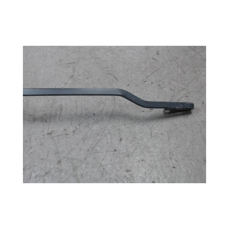 BRAS ESSUIE-GLACE AVANT DROIT AUDI A3 -2000