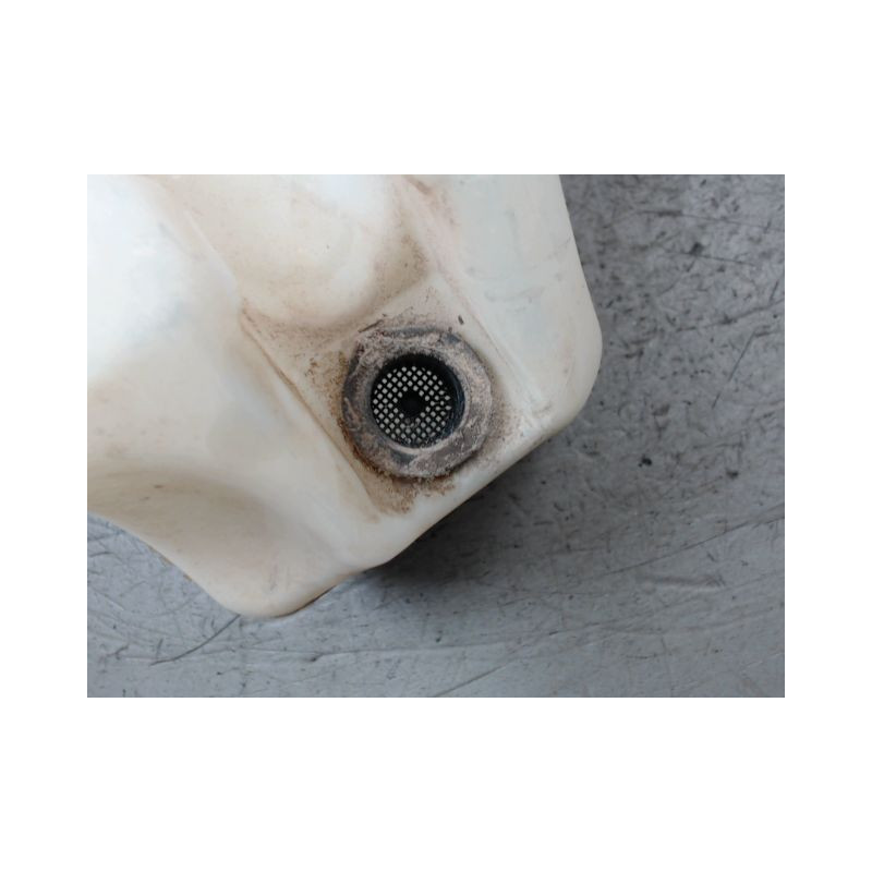 RESERVOIR LAVE-GLACE AVANT FORD FIESTA 2005-