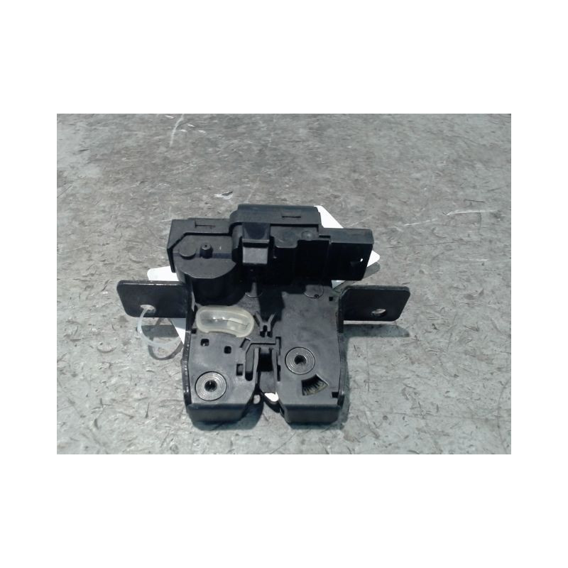 SERRURE HAYON  RENAULT CLIO III 2007-