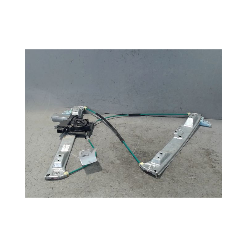 MECANISME+MOTEUR LEVE-GLACE AVANT DROIT OPEL CORSA