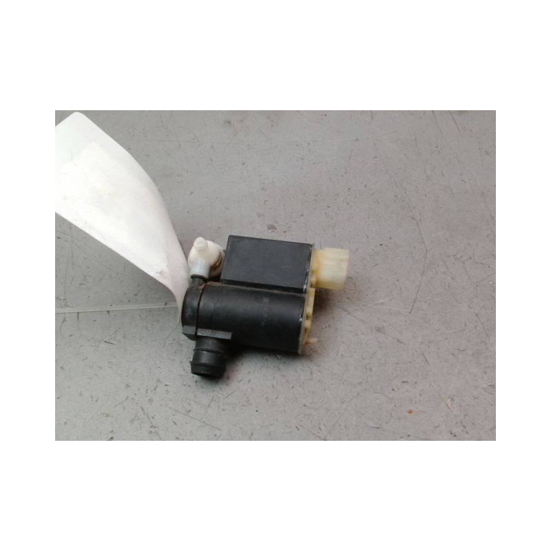 POMPE LAVE-GLACE AVANT KIA CEED