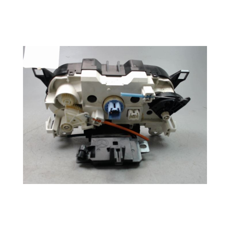 COMMANDE DE CHAUFFAGE MAZDA 2