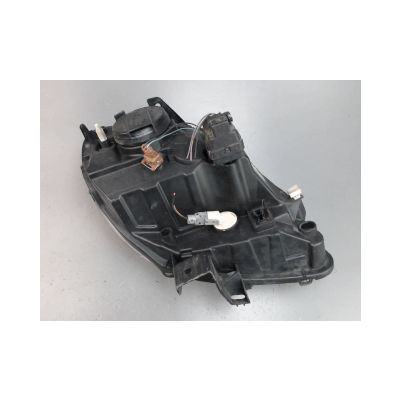 PHARE GAUCHE RENAULT KANGOO