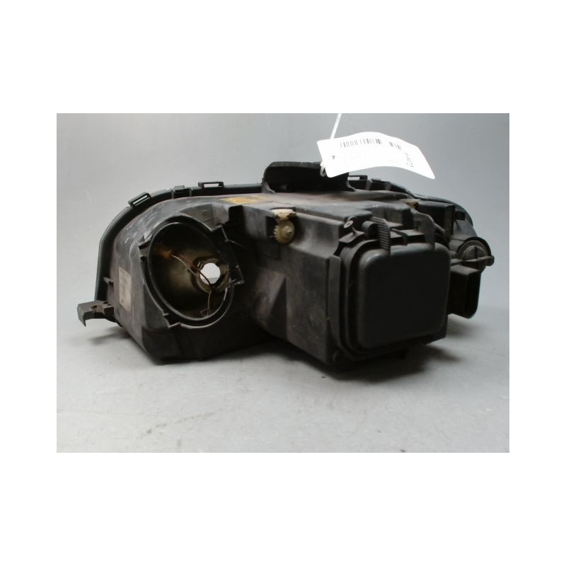 PHARE DROIT AUDI A3 2003-