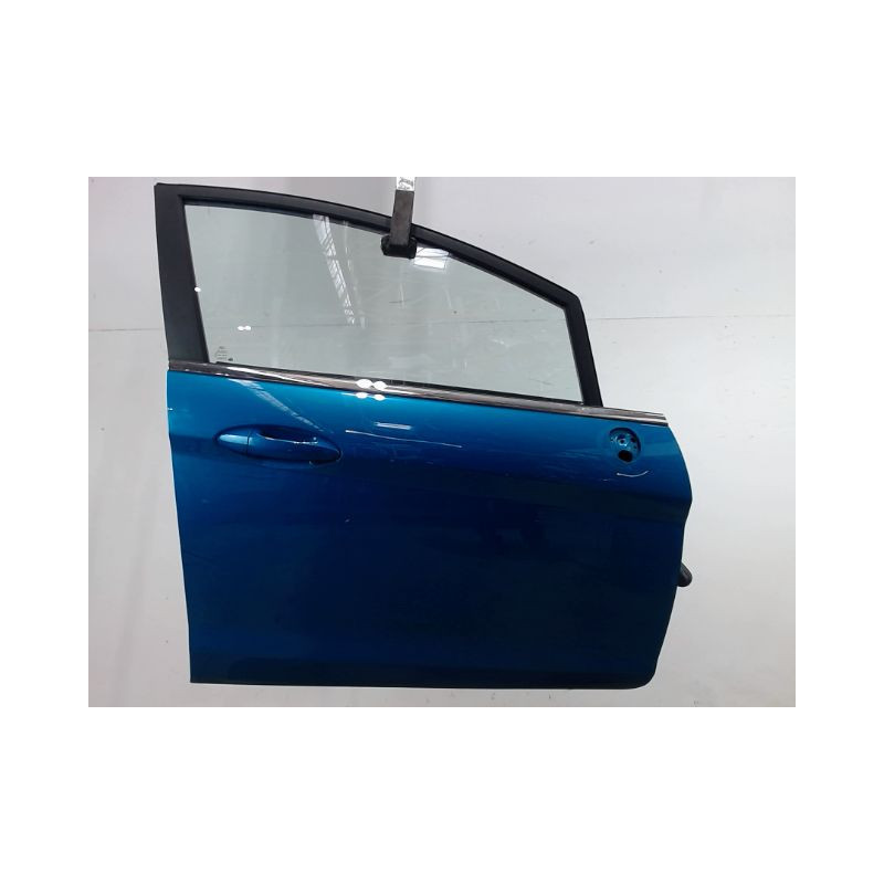 PORTE AVANT DROIT FORD FIESTA