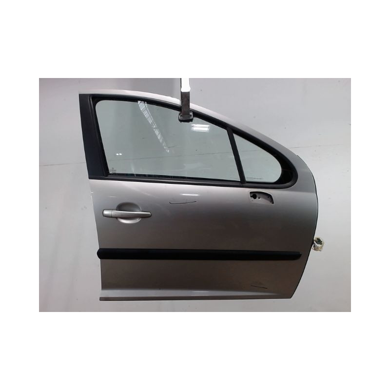 PORTE AVANT DROIT PEUGEOT 207 SW