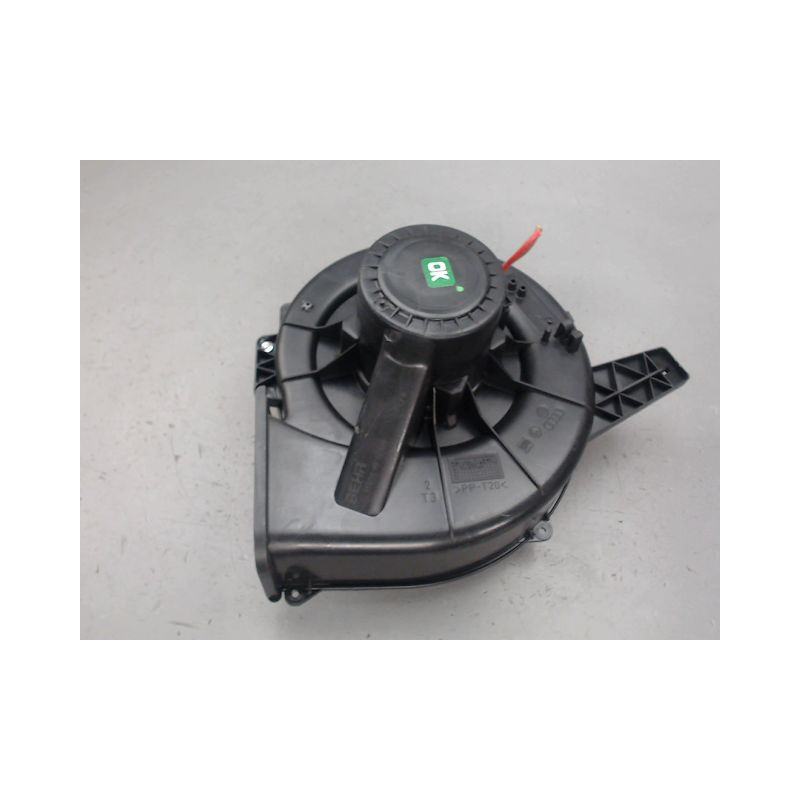 MOTEUR VENTILATEUR CHAUFFAGE VOLKSWAGEN POLO