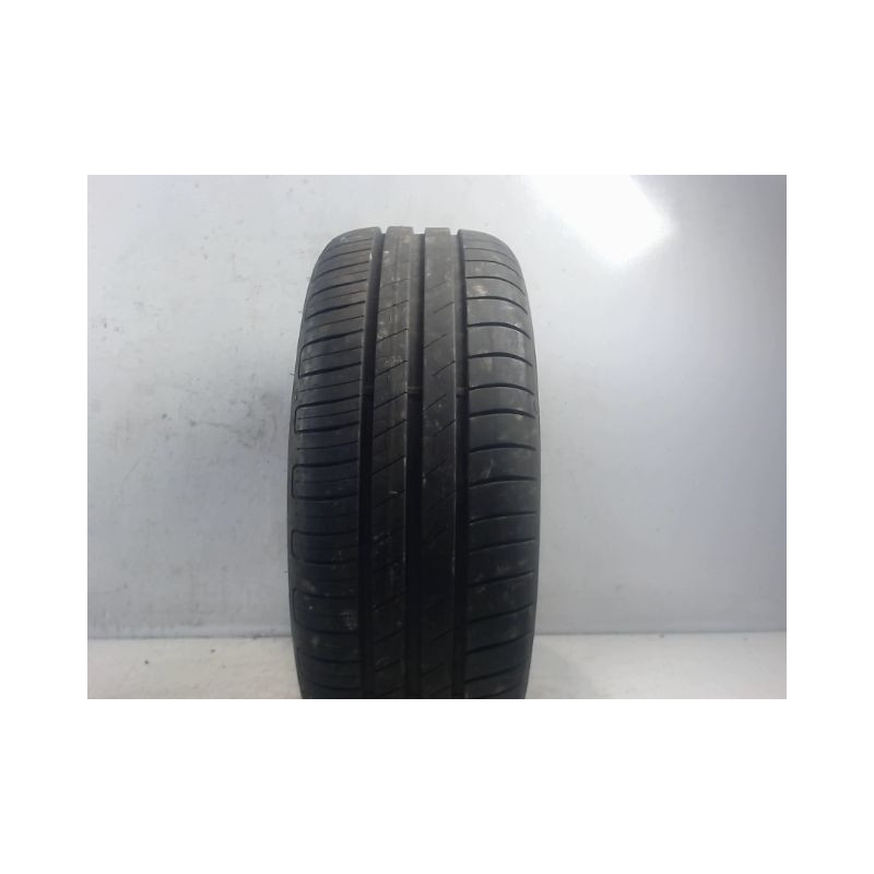 Pneu GOOD YEAR EFFICIENT GRIP 195 50 15 82 V