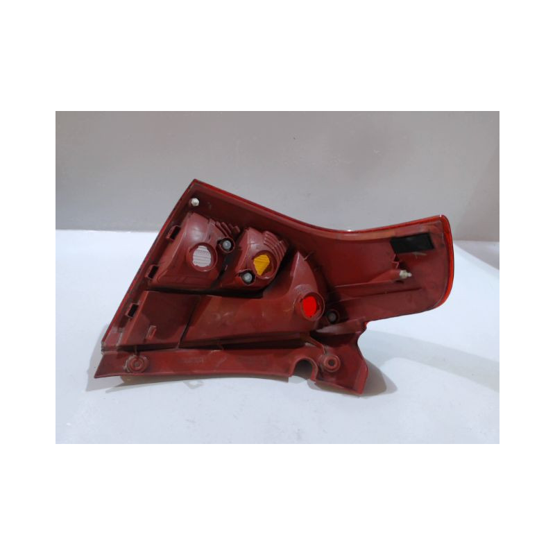 FEU ARRIERE DROIT SUZUKI SWIFT 3P