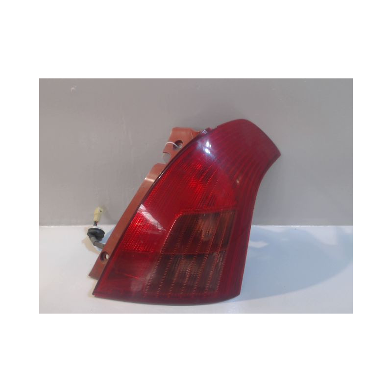 FEU ARRIERE DROIT SUZUKI SWIFT 3P