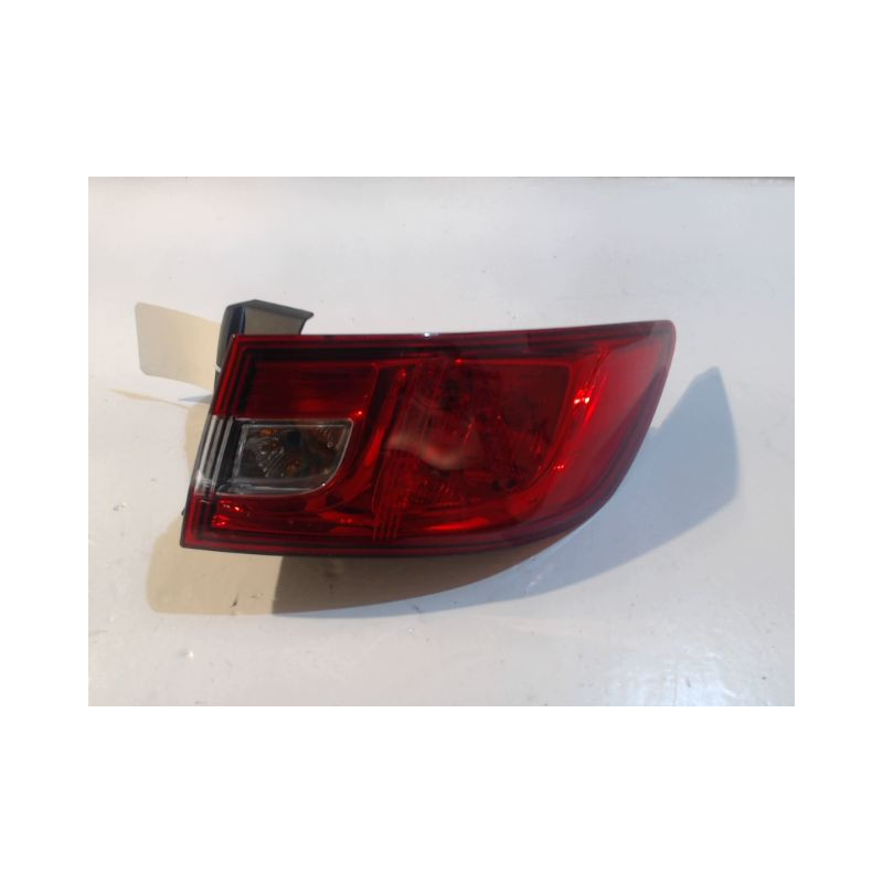 FEU ARRIERE DROIT RENAULT CLIO IV